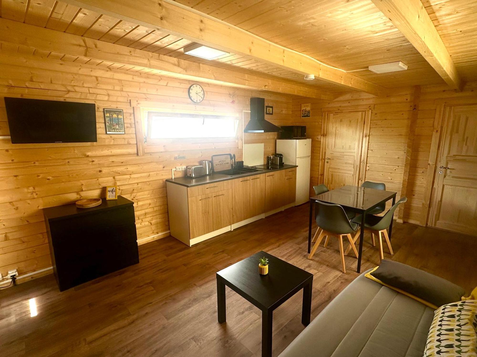 Chalet Ceyrenite Ceyreste Extérieur photo